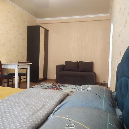 شقة Aura On Kievskaya, 168 بيشكيك المظهر الخارجي الصورة